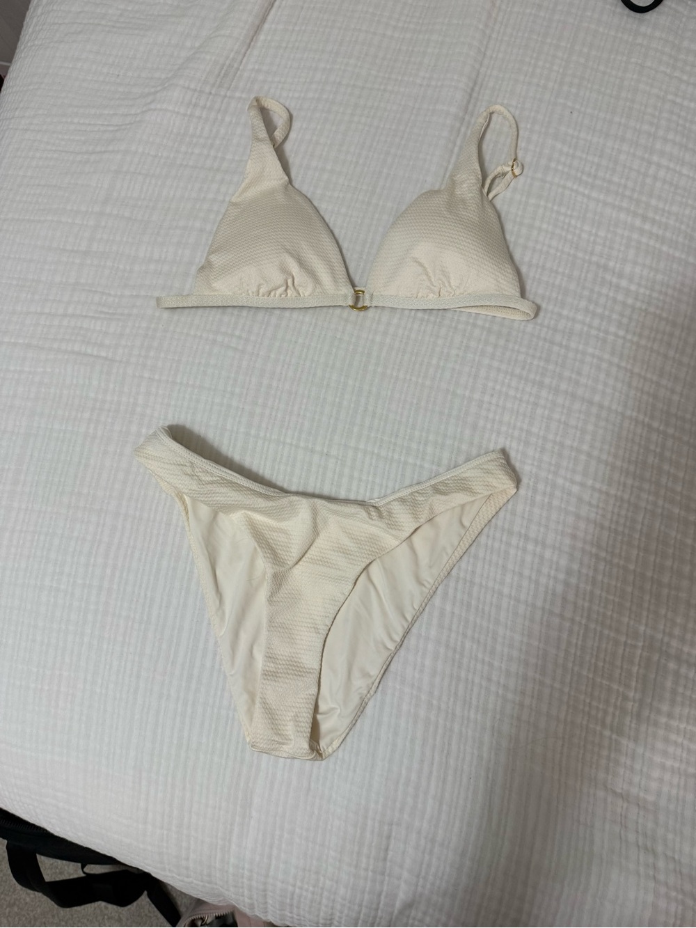 Dippin' Daisy's Cream Textured Bikini Set with Gold Clasp